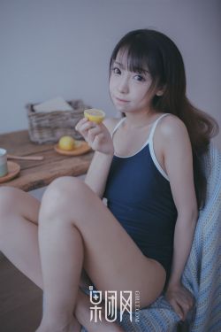 女人去掉所有服装的样子叫什么